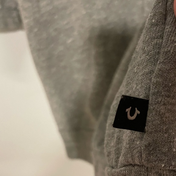 True Religion x Joan Smalls Half Sleeve Grey Sweater Pullover Size Medium - Picture 2 of 5